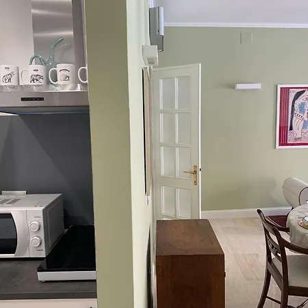 Apartment Luminoso Di Design In Centro Cagliari