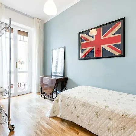 Luminoso Di Design In Centro Appartement